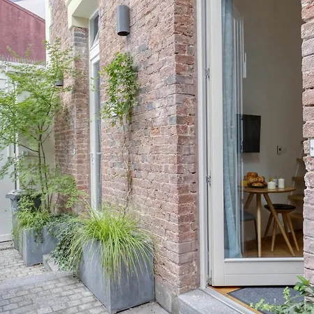 Les De Montmartre - Secret Courtyard Apartment Paris