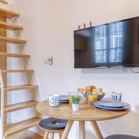 Les De Montmartre - Secret Courtyard Apartment *