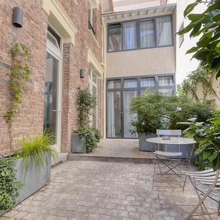 Les De Montmartre - Secret Courtyard Apartment