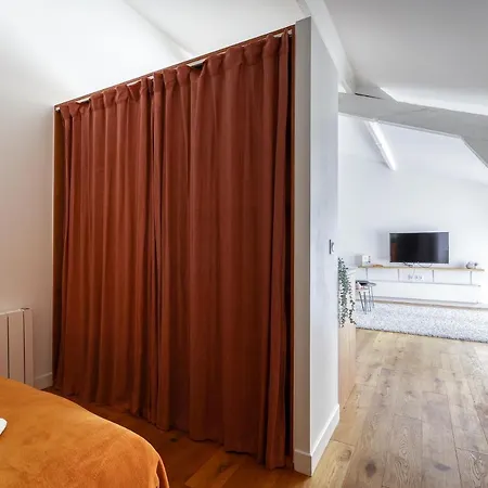 Les De Montmartre - Secret Courtyard Apartment Paris