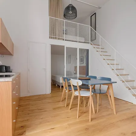 Les De Montmartre - Secret Courtyard Apartment