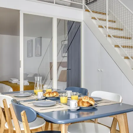 Les De Montmartre - Secret Courtyard Apartment