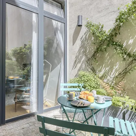 Les De Montmartre - Secret Courtyard Apartment